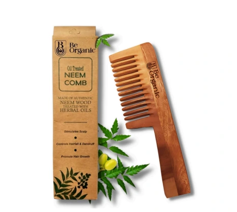 Image HANDLE WIDE TOOTH NEEM COMB