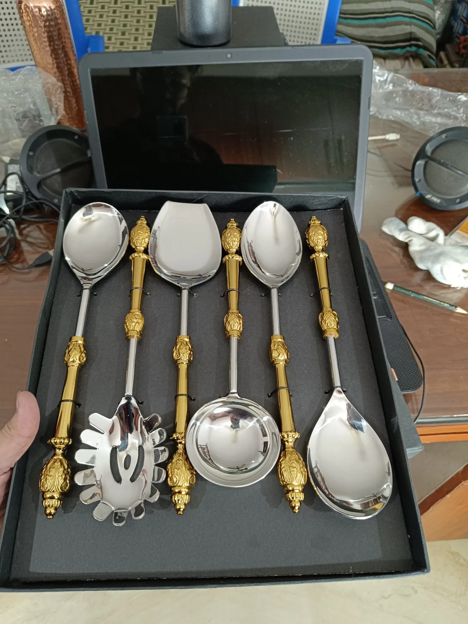 Image 1058 Stainless Steel Salad Server Set of 6 Pcs