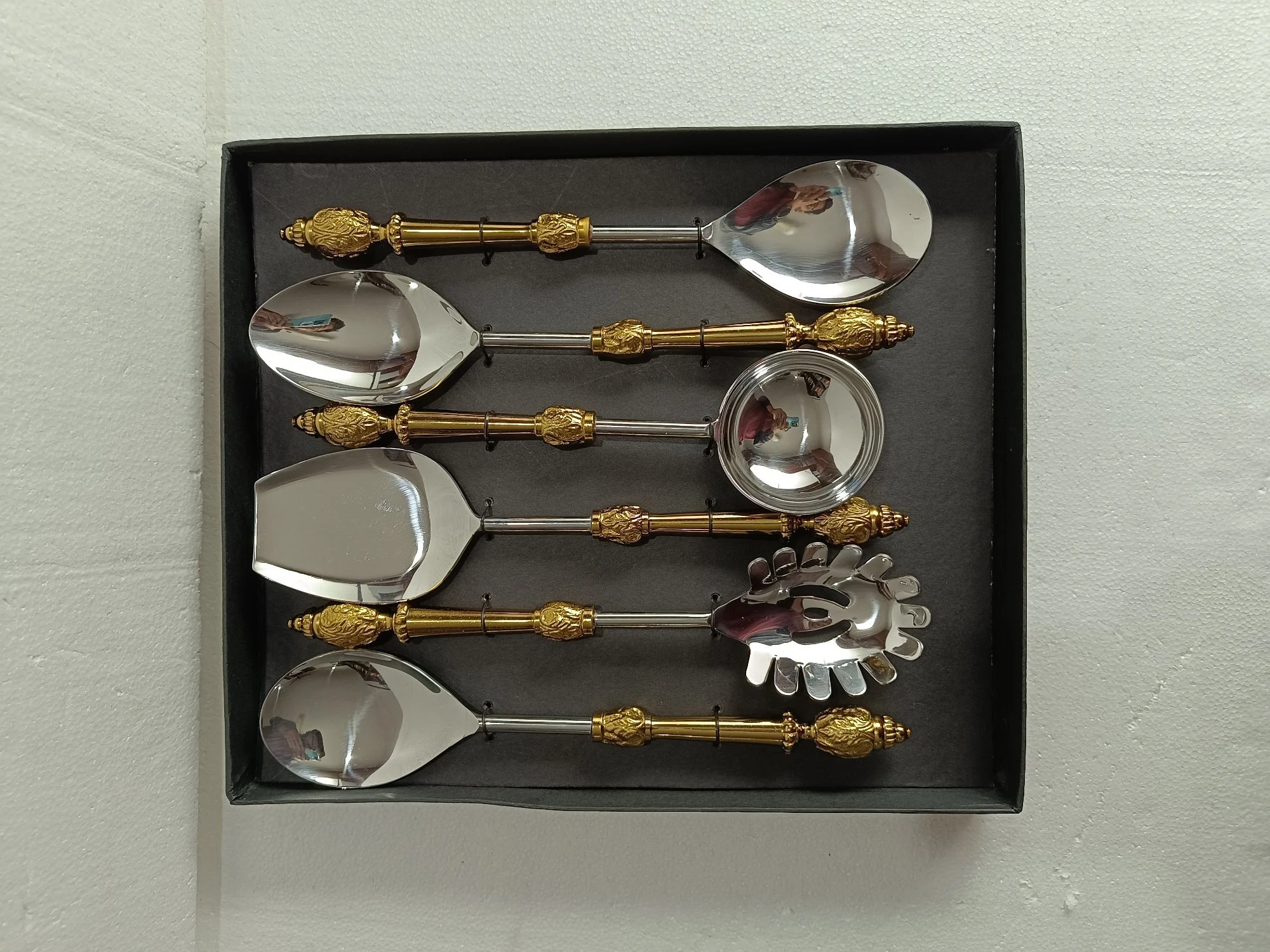 Image 1059 Stainless Steel Salad Server Set of 6 Pcs