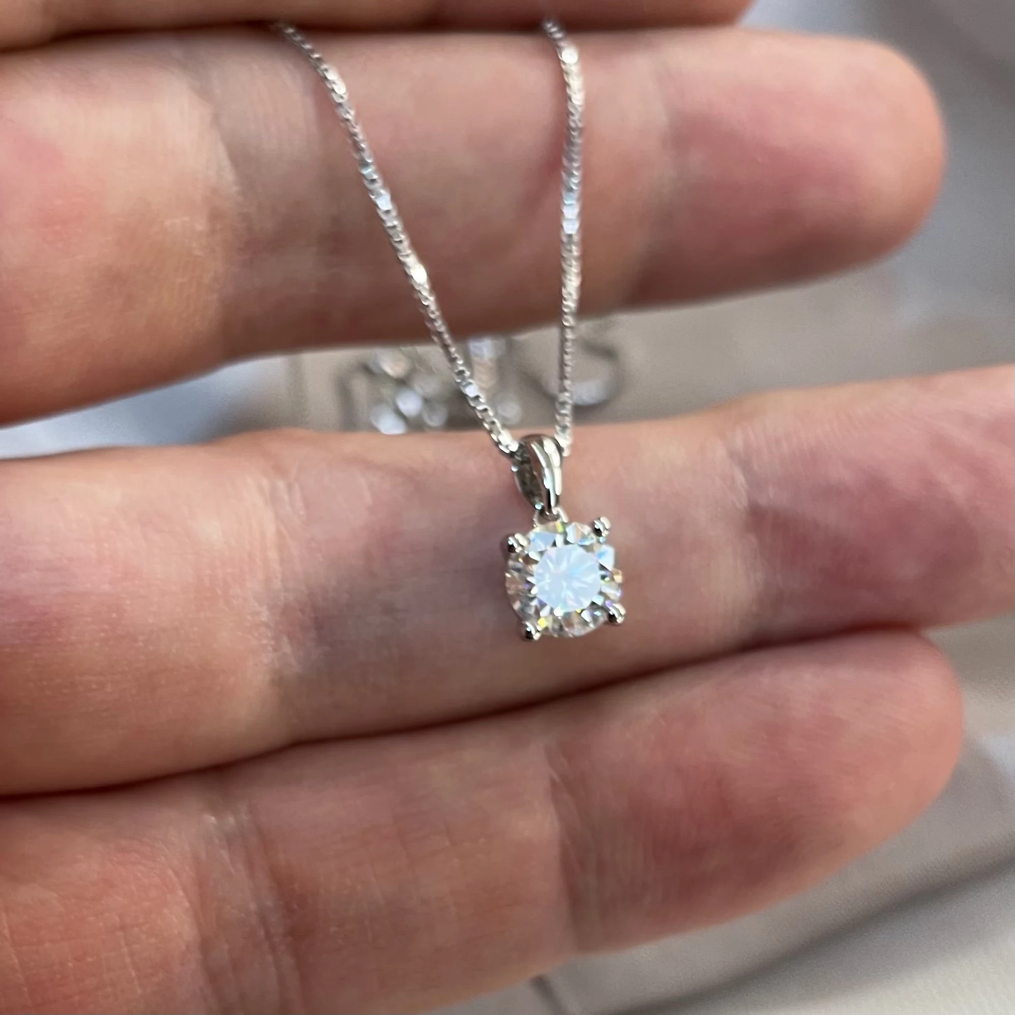 925 Sterling Silver Moissanite Diamond Pendant