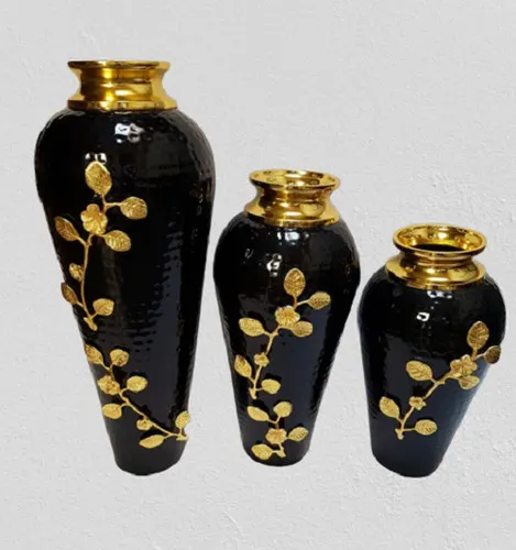 Black and White Designer Iron Flower Vase
