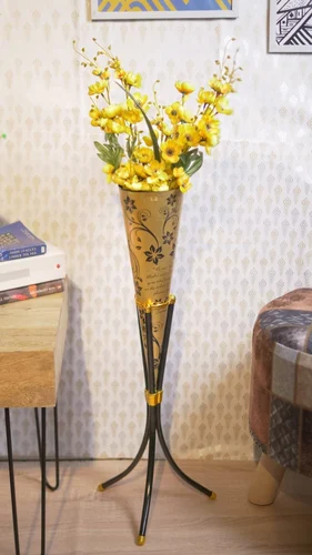 Conical Shape Iron Flower Vase