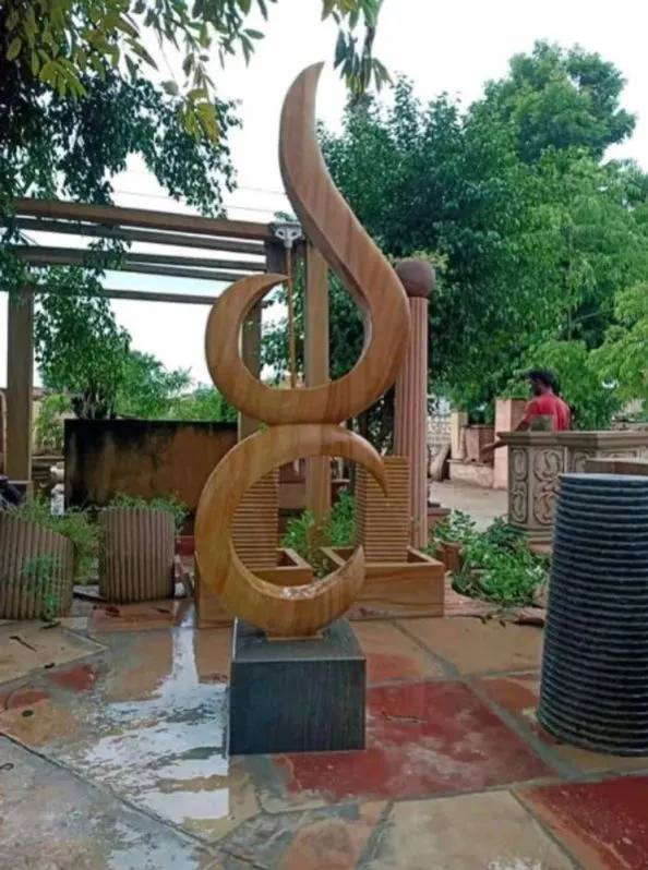 Image Sand Stone Antique Fountain