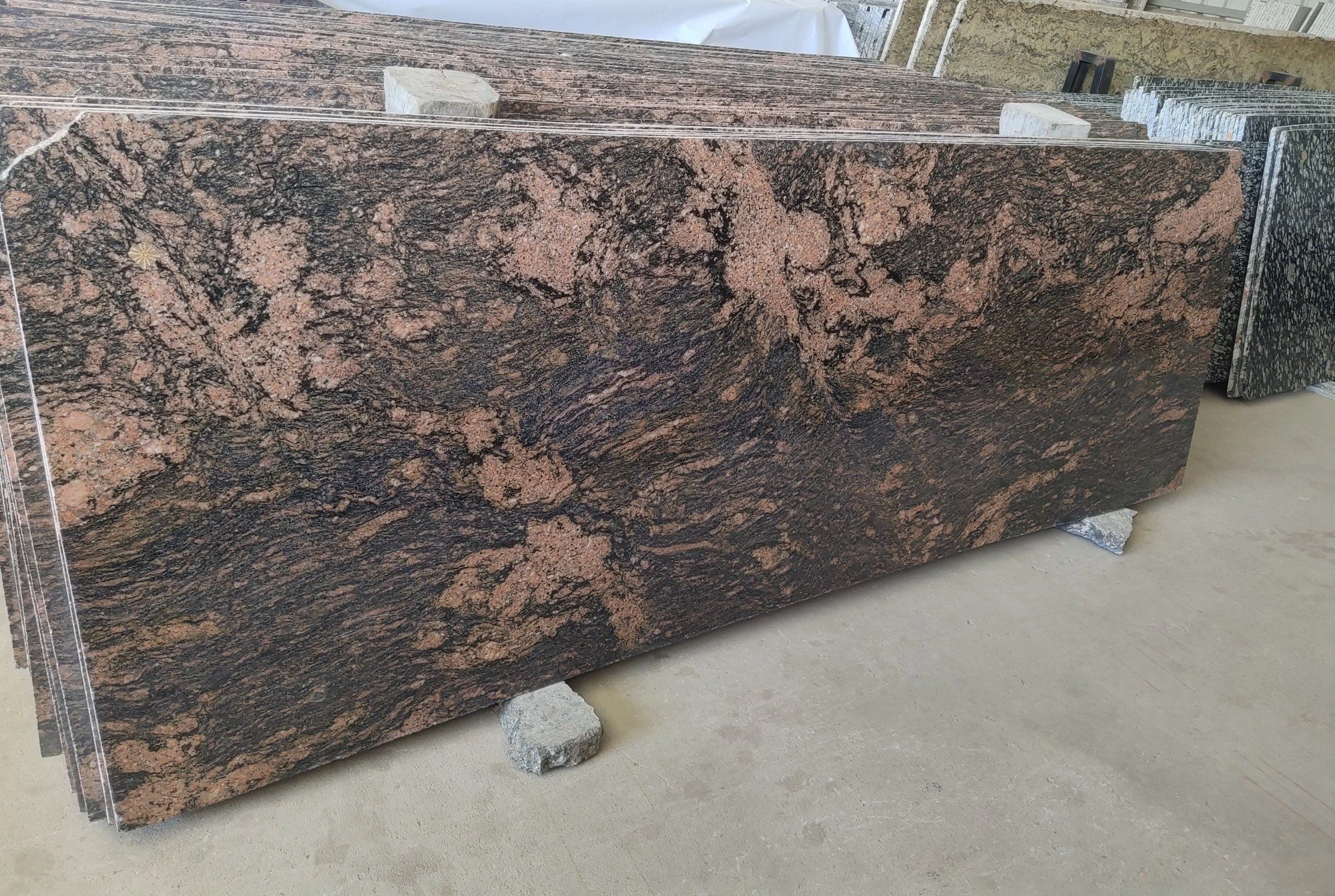 Image Alaska Brown Granite Slab