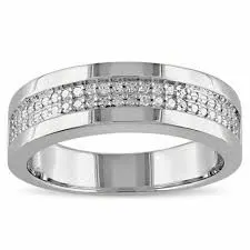 Image Round Cut Diamond White Gold Band Ring