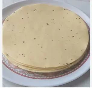 Udad Dal Double Mari Papad, Color : Light Yellow, Packaging Type : Plastic Packet, Taste : Salty