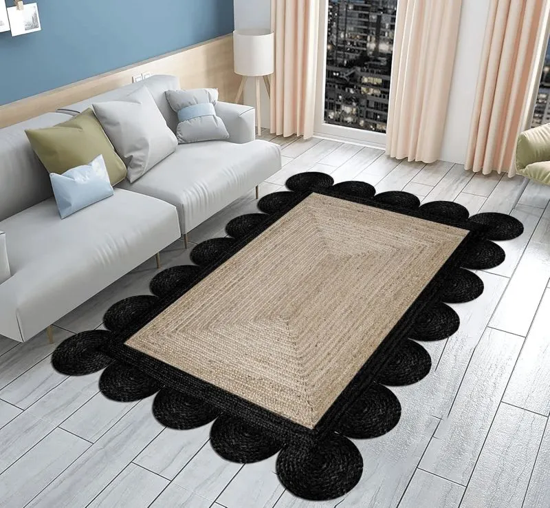 Image Hand Braided Indoor Outdoor Soft Scalloped Jute Rug