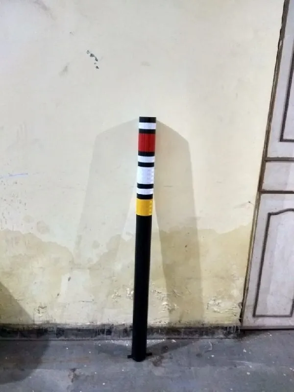 Delineators